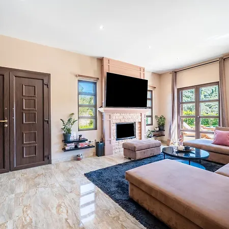 Luxury Private Queen Вилла Лефкими
